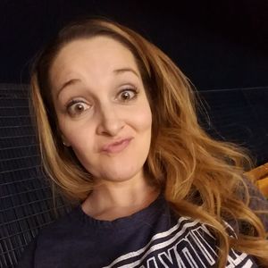 Meet your Posher, Brindi